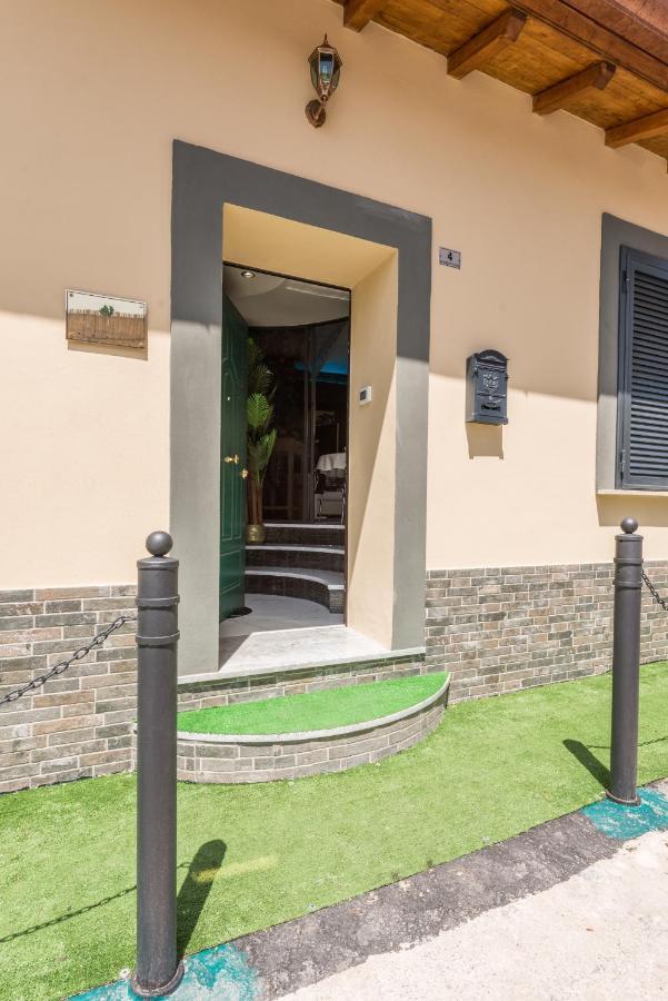 The Garden Regency Semesterbostad
